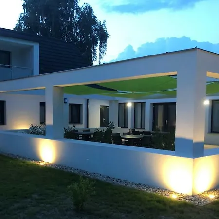 Duna Vendeghaz Fadd-Dombori