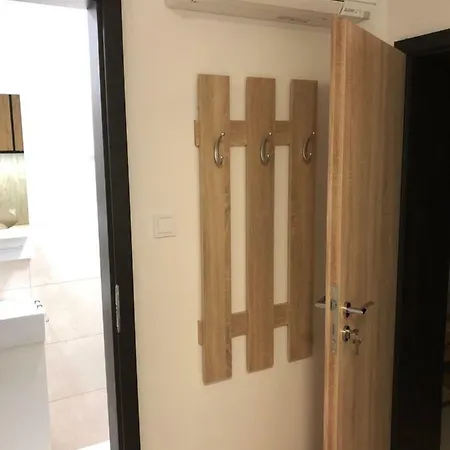 Duna Vendeghaz بيت ضيافة