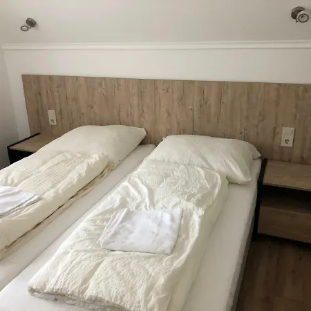 Duna Vendeghaz Πανσιόν