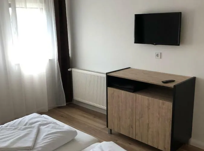 Duna Vendeghaz * Fadd-Dombori