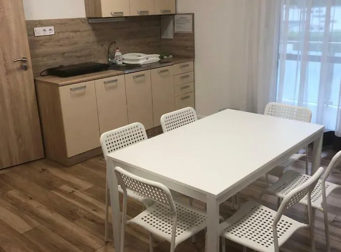 Duna Vendeghaz בית הארחה Fadd-Dombori